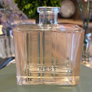 NEST EMPTY Glass bottle